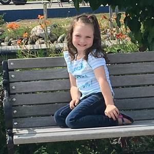 Meet your Posher, Dana